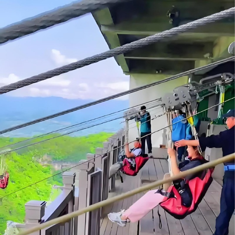 Wyposażenie do zipline'ów na d – Outdoor Adventure Ziplines & Waterfall recenzja i cena